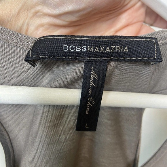BCBCMaxAzria Kelsey Cold Shoulder Taupe Top L - Picture 9 of 9